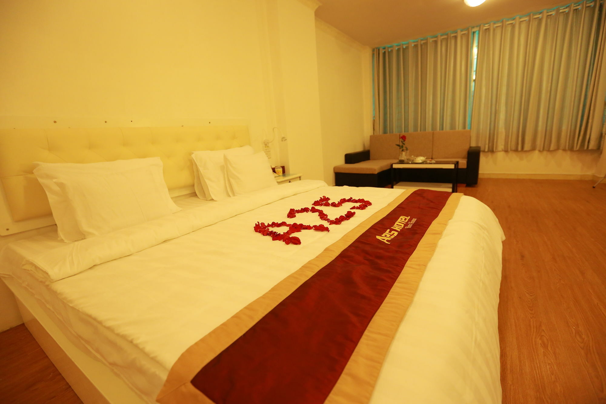 A25 Hotel - 307 Ly Tu Trong Ho Chi Minh City Exterior photo